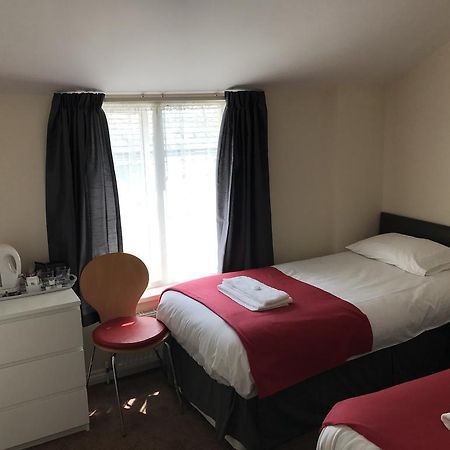 Glenfaba Guest House ดักลาส ภายนอก รูปภาพ